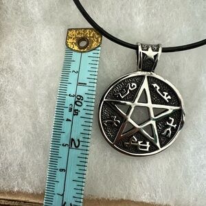 Stainless steel Pentagram Pendant Necklace